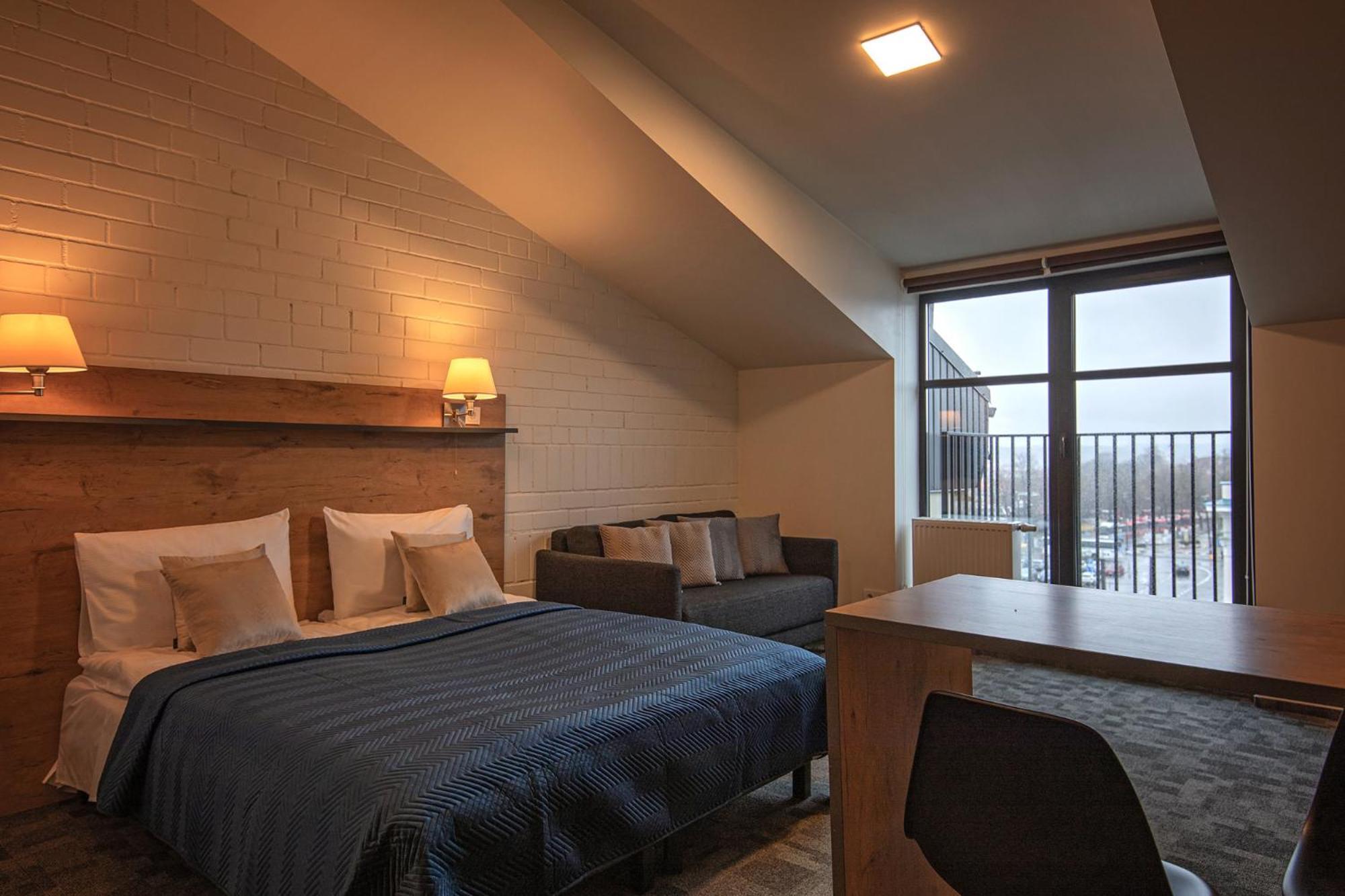 Loft Inn Self-Check In วิลนีอุส ภายนอก รูปภาพ